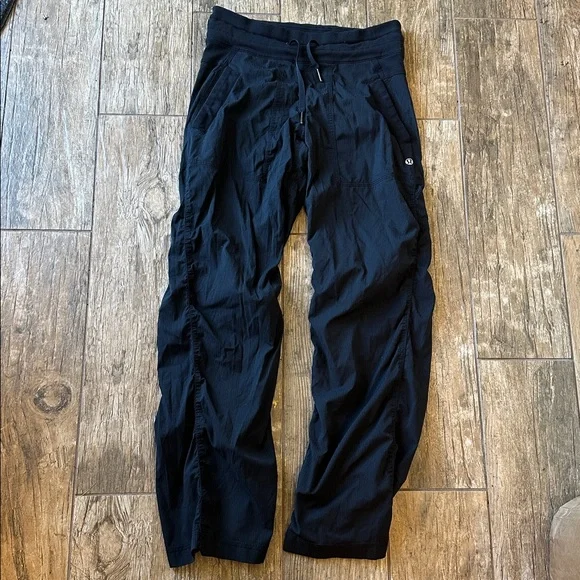 Lululemon Dance Studio Pant Women's 2 black - Picture 1 of 5
